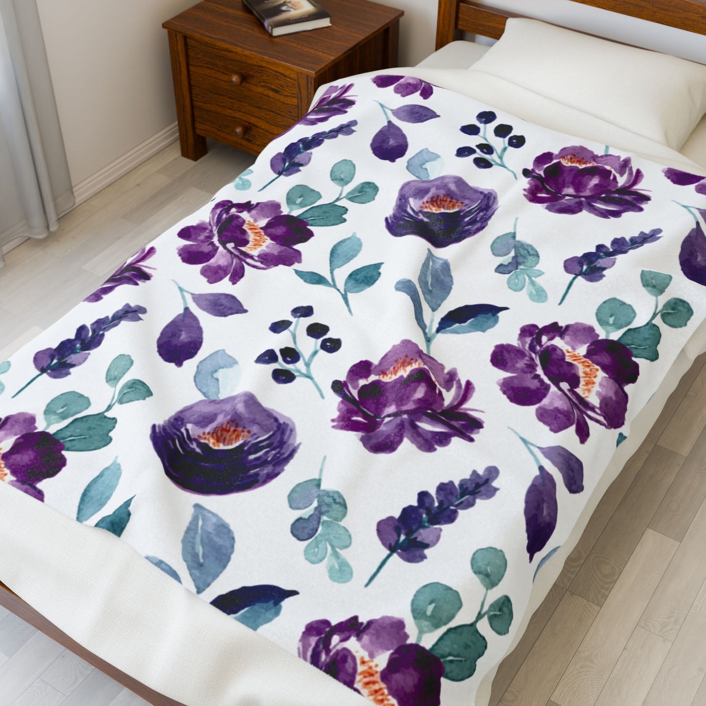 Violet Floral Velveteen Plush Blanket