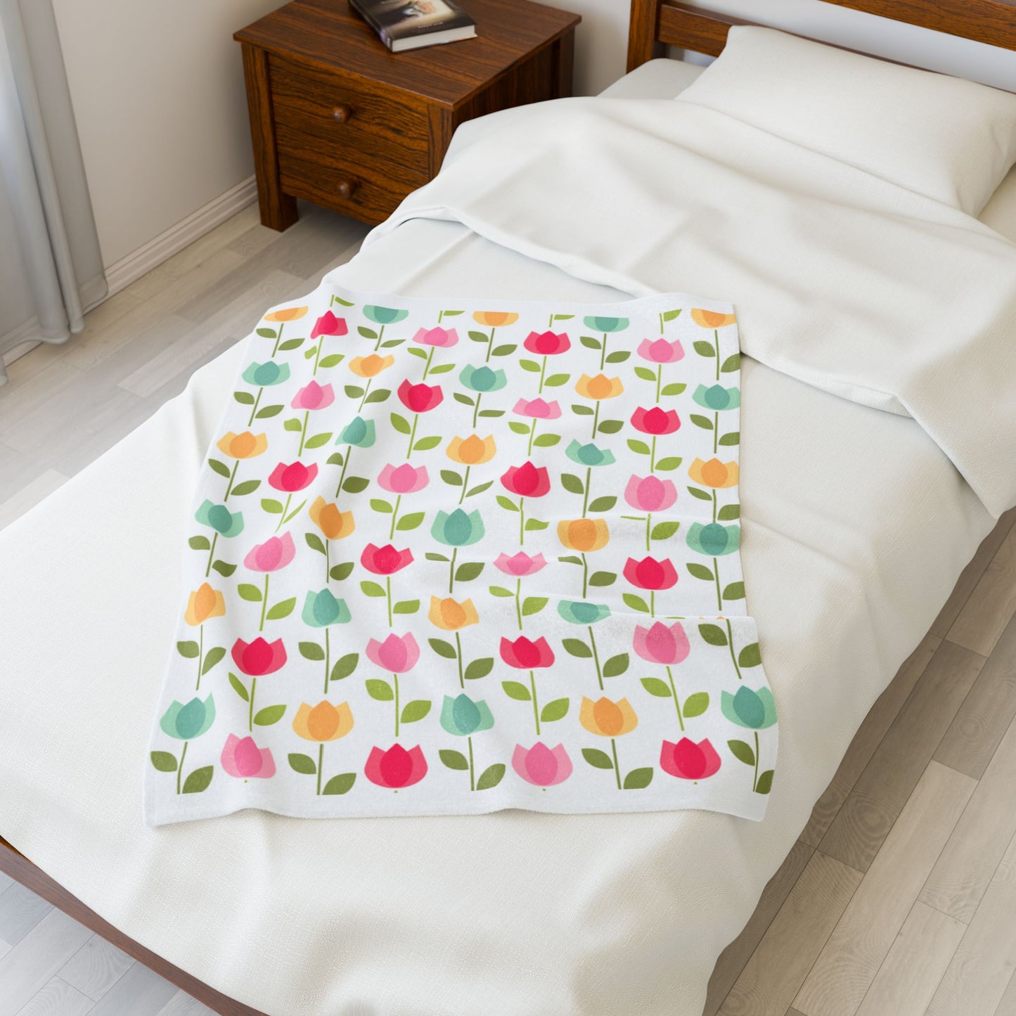 Tiny Flowers Velveteen Plush Blanket